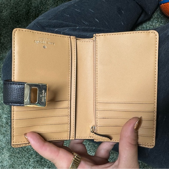 Kate Spade Pheobe Medium Refined Grain Cardholder wallet - Picture 4 of 6